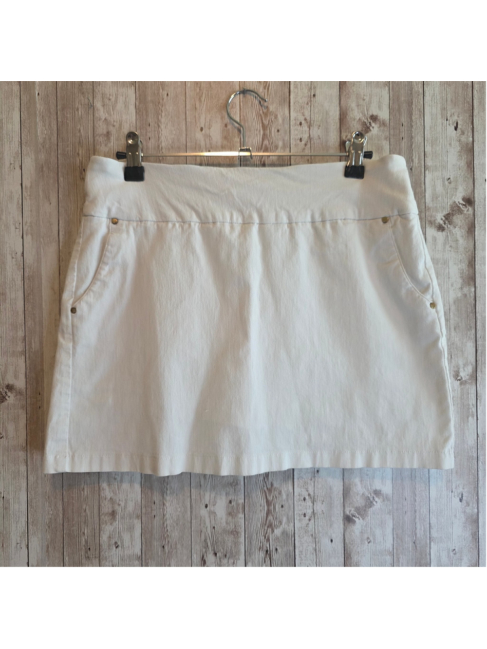 Women's Attyre White Skort Size 6P